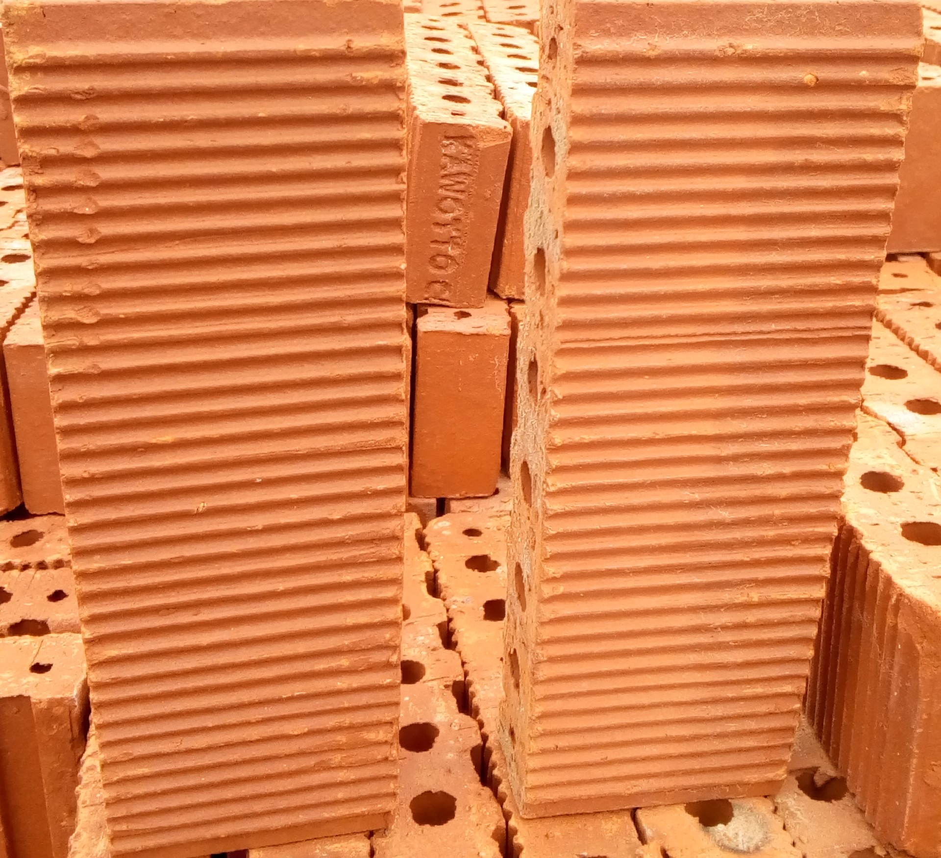 Face Bricks