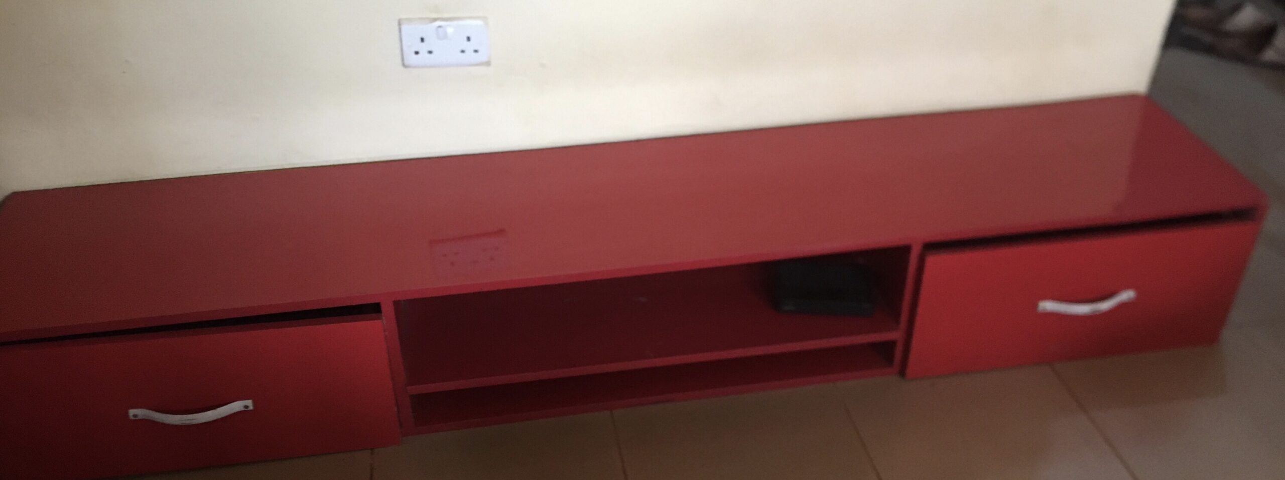 Good tv stand for sale