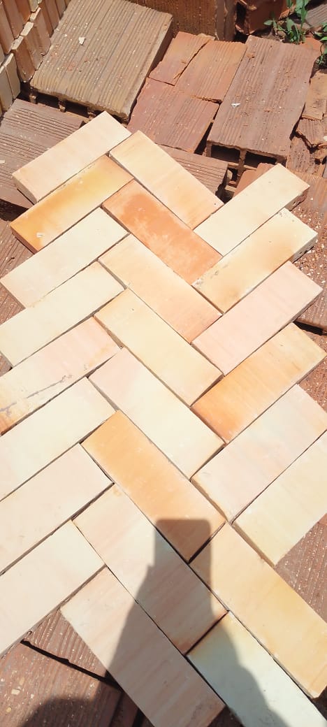 Half Bricks (Buff)